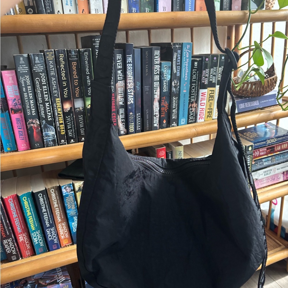 BAGGU Black Medium Crescent